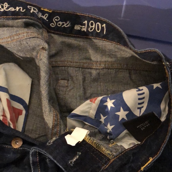 Boston Red Sox MLB Premium Denim Jeans W34L32 - Picture 8 of 9